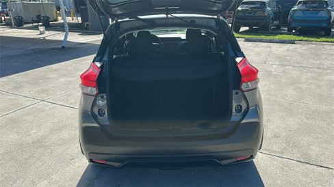 Used 2019 Nissan Kicks SV image 28