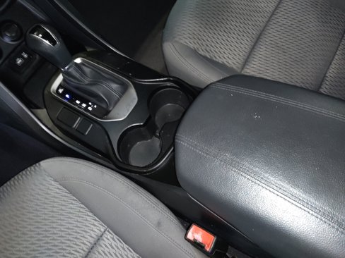 Used 2018 Hyundai Santa Fe Sport image 26