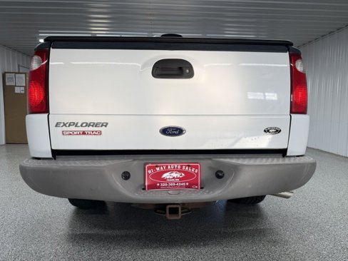 Used 2001 Ford Explorer Sport Trac 4x4 image 5