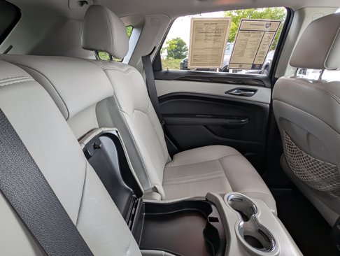 Used 2016 Cadillac SRX Luxury w/ Driver Awareness Package image 32