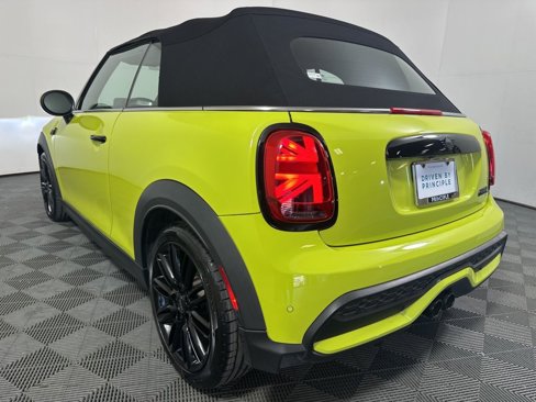 Certified 2022 MINI Cooper S image 4