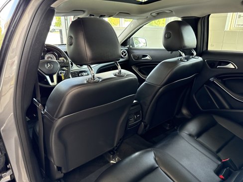Used 2015 Mercedes-Benz GLA 250 4MATIC image 29