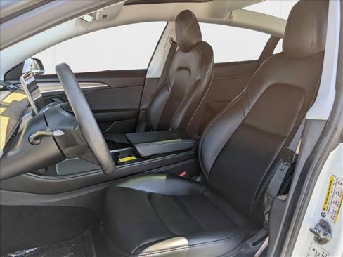 Used 2021 Tesla Model 3 Long Range image 16