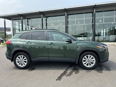 Used 2023 Toyota Corolla Cross LE image 8