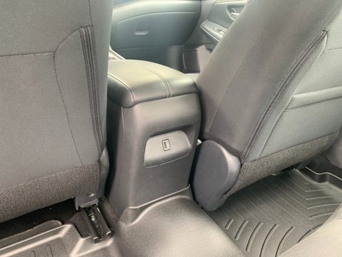 Used 2024 Nissan Sentra SV image 18