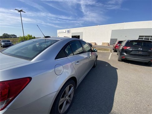 Used 2015 Chevrolet Cruze LT image 10