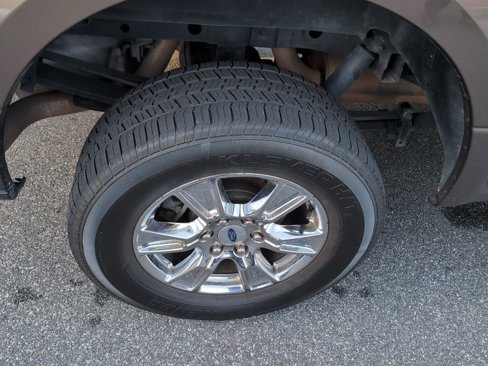 Used 2015 Ford F150 XLT w/ Equipment Group 301A Mid image 10