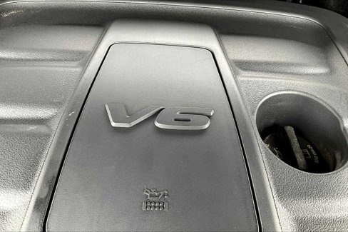 Used 2021 Jeep Grand Cherokee Laredo image 31