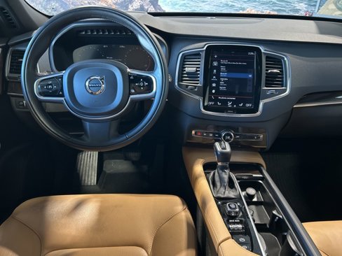 Used 2019 Volvo XC90 T6 Momentum w/ Advanced Package image 3