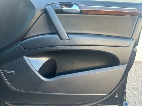 Used 2011 Audi Q7 TDI Premium Plus image 13
