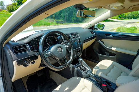 Used 2016 Volkswagen Jetta SEL w/ Lighting Package image 16