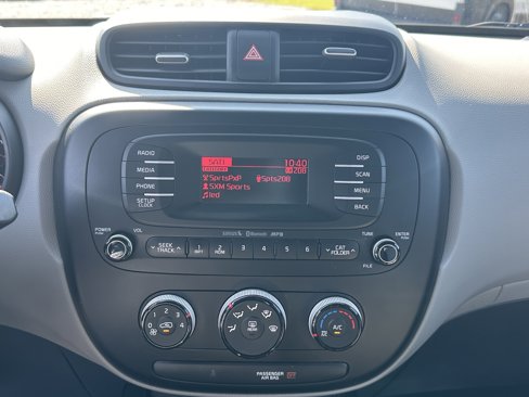 Used 2015 Kia Soul image 26