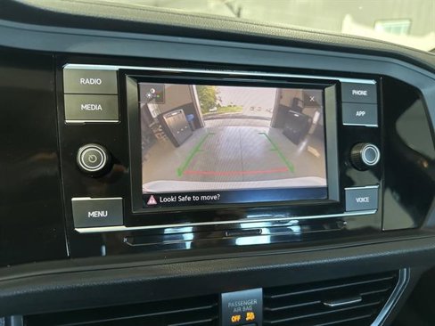 Used 2024 Volkswagen Jetta Sport image 24
