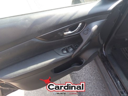 Used 2017 Nissan Rogue S image 16