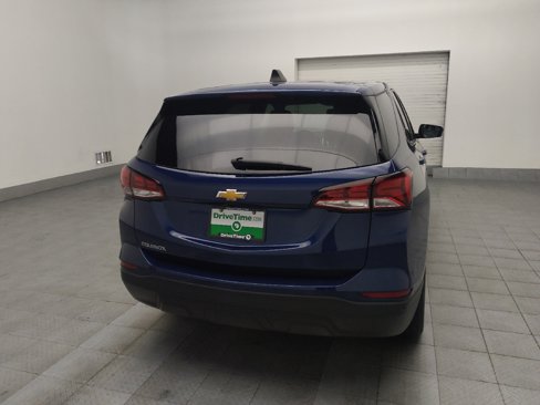 Used 2023 Chevrolet Equinox LS image 7