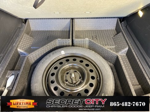 Used 2016 Ford Edge Titanium image 33