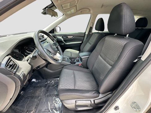 Certified 2020 Nissan Rogue S image 19