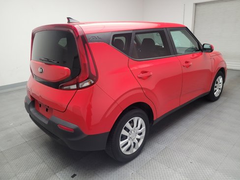 Used 2020 Kia Soul LX image 9