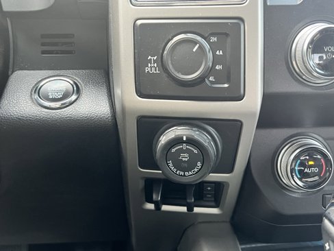 Used 2019 Ford F150 Lariat w/ Equipment Group 502A Luxury image 28
