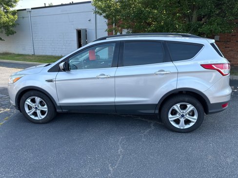 Used 2014 Ford Escape SE w/ Equipment Group 201A image 3
