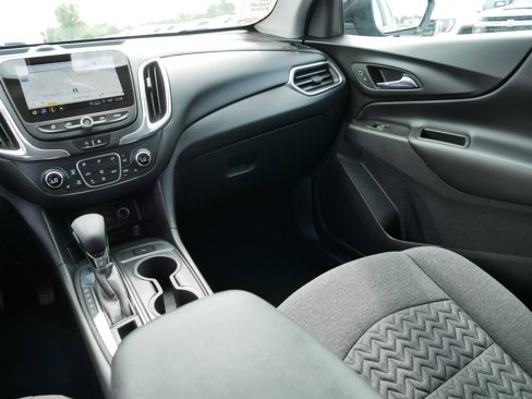 Used 2022 Chevrolet Equinox LT image 11