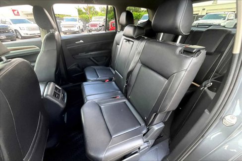 Used 2021 Volkswagen Atlas SE image 20