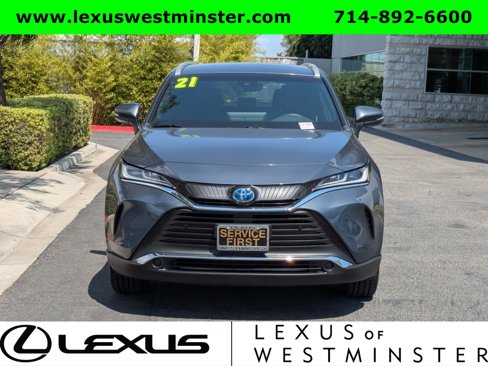 Used 2021 Toyota Venza XLE image 2