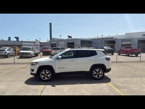 Used 2021 Jeep Compass Limited image 3
