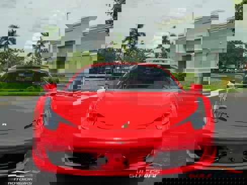 Used 2012 Ferrari 458 Italia Coupe image 6