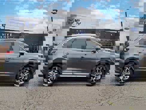 Used 2017 MAZDA CX-9 Signature image 2