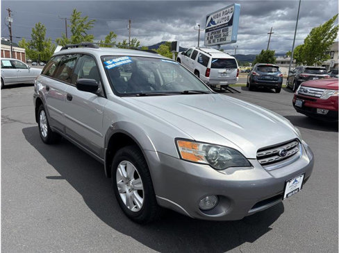 Used 2005 Subaru Outback 2.5i image 7
