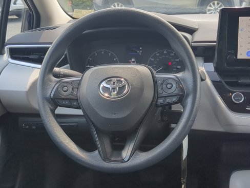Used 2023 Toyota Corolla LE image 22