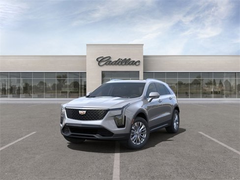 New 2024 Cadillac XT4 Luxury w/ Cold Weather Package image 8