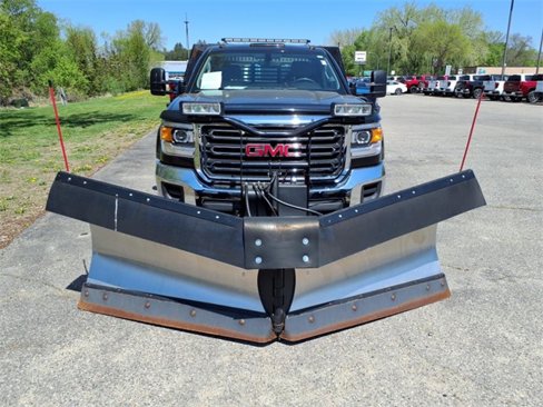 Used 2015 GMC Sierra 3500 4x4 Regular Cab w/ Snow Plow Prep Package image 9