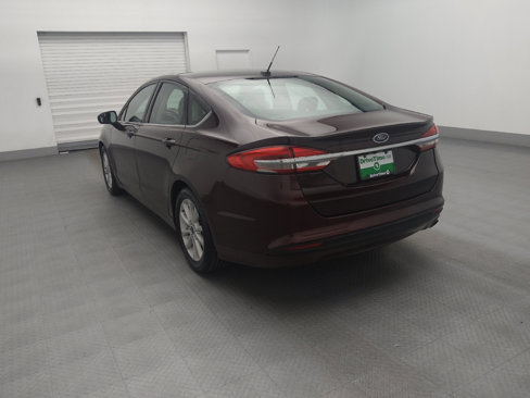 Used 2017 Ford Fusion SE w/ Fusion SE Technology Package image 5