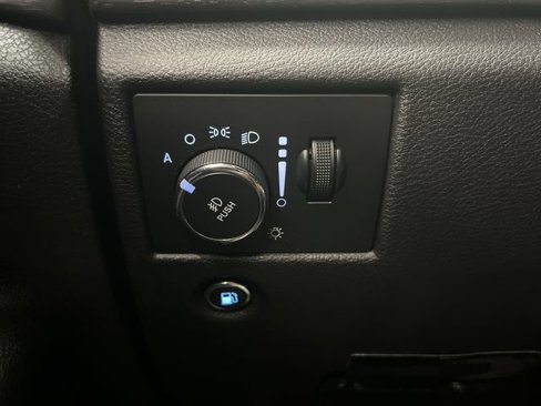 Certified 2017 Jeep Grand Cherokee Laredo w/ Quick Order Package 23E image 22
