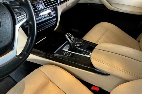 Used 2018 BMW X5 sDrive35i image 16