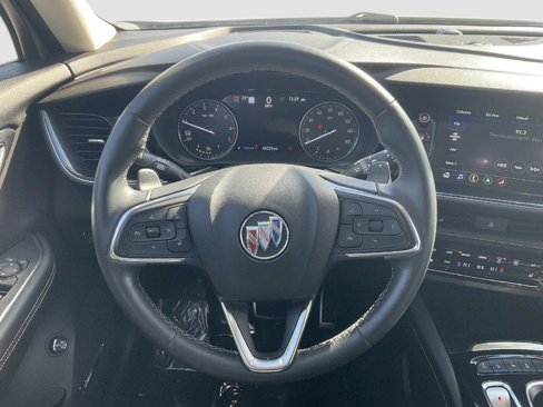 Used 2022 Buick Envision Essence w/ Technology Package I image 5