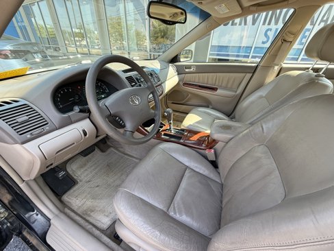 Used 2003 Toyota Camry XLE image 14