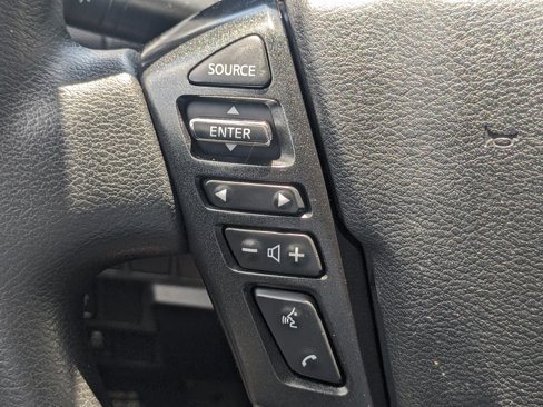 Used 2022 Nissan Frontier SV image 24