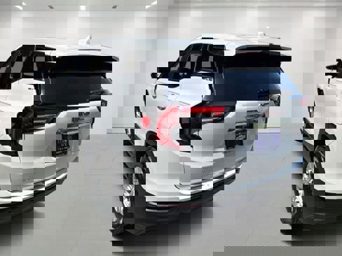 Certified 2024 GMC Terrain SLE image 4