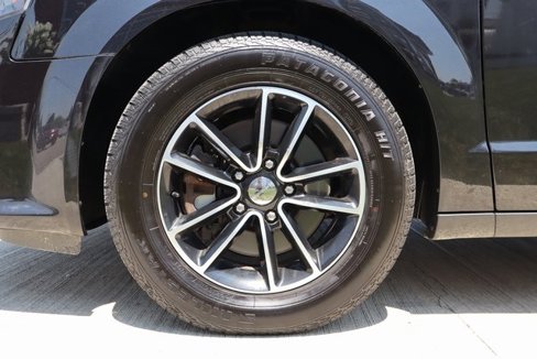 Used 2018 Dodge Grand Caravan GT image 24