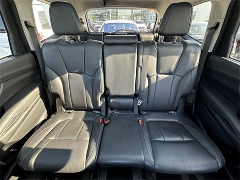 Used 2022 Subaru Ascent Limited w/ Technology Package image 13