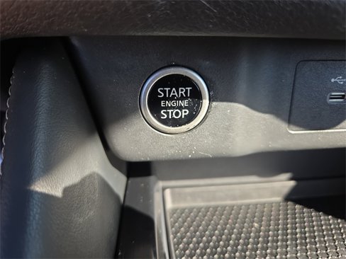 Used 2023 Nissan Rogue SL w/ SL Premium Package image 19