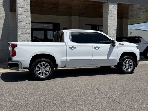 Used 2020 Chevrolet Silverado 1500 LTZ image 11
