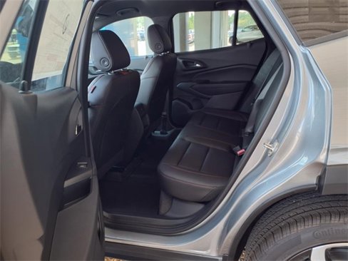 New 2025 Chevrolet Trax RS w/ Driver Confidence Package image 16
