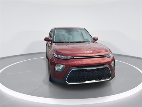 Used 2022 Kia Soul LX w/ Technology Package image 3