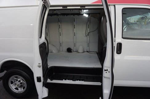 Used 2022 Chevrolet Express 2500 w/ Driver Convenience Package image 19