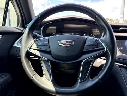 Used 2020 Cadillac XT5 Luxury image 14