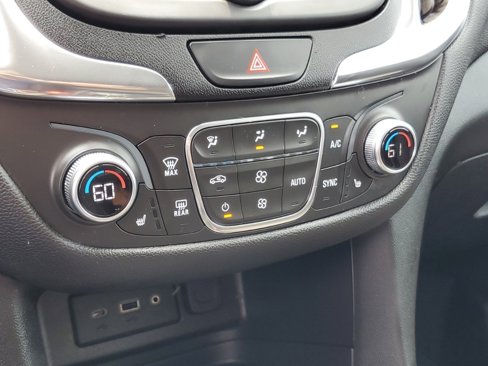 Used 2019 Chevrolet Equinox LT w/ Driver Convenience Package image 25